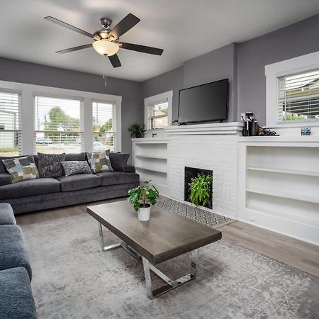 Spacious Home Near Downtown San Antonio Exteriör bild